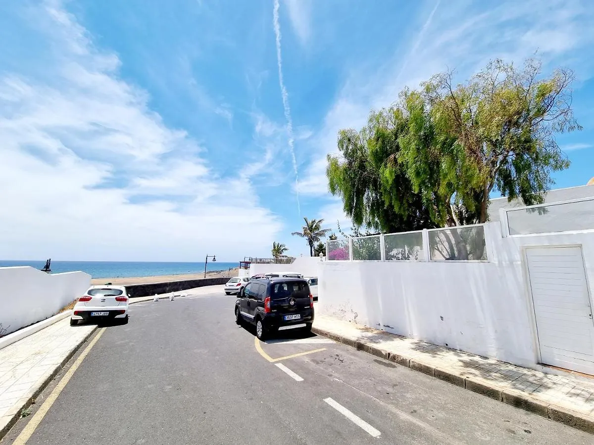 Luxury Coral Beach First Line Of The Sea Playa Honda  0*, Playa Honda (Lanzarote) Spanien