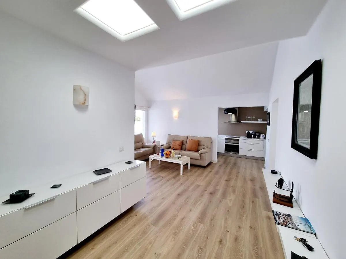 Luxury Coral Beach First Line Of The Sea Playa Honda  0*, Playa Honda (Lanzarote) Spanien